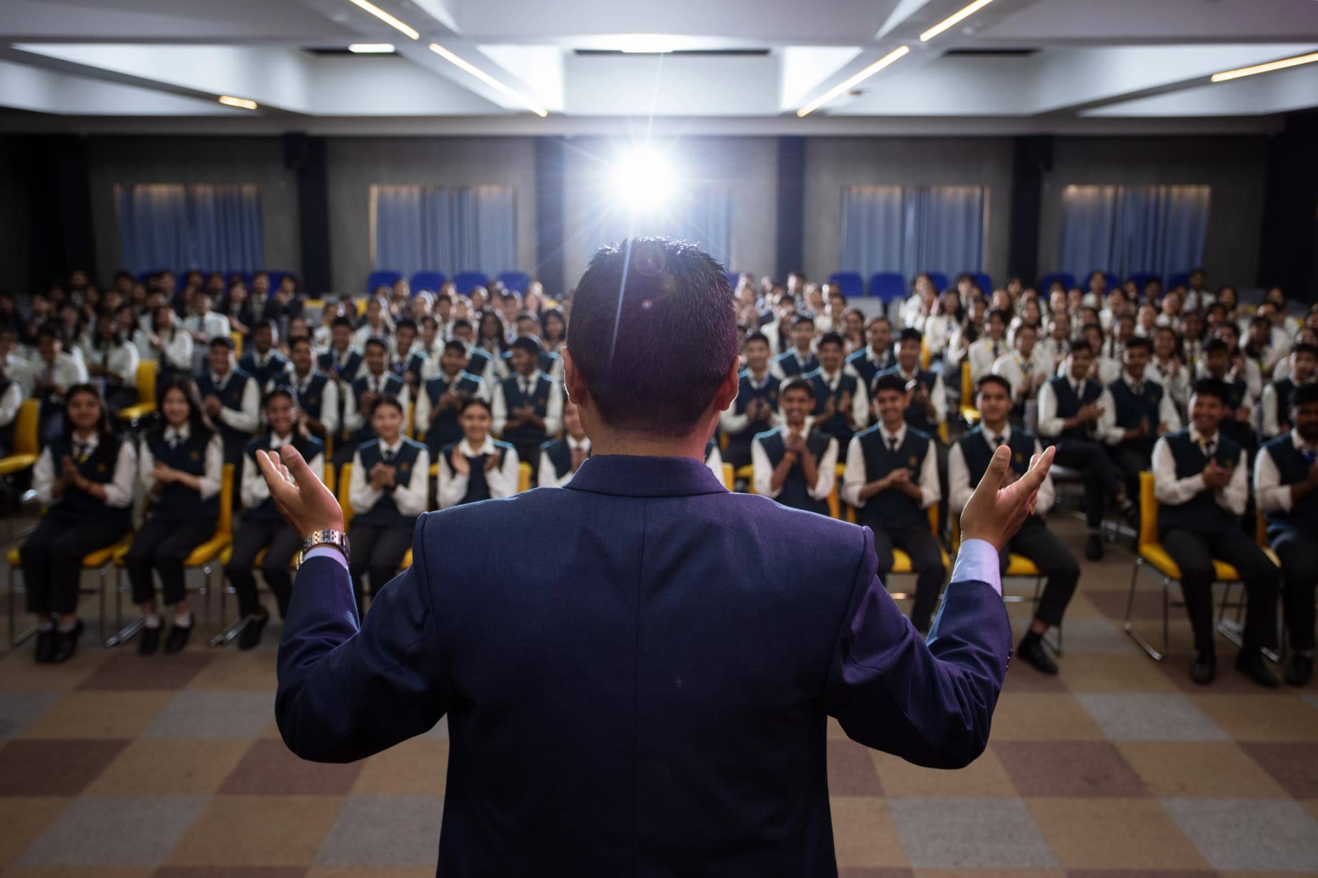 ACTIVITY & CONFERENCE HALLS